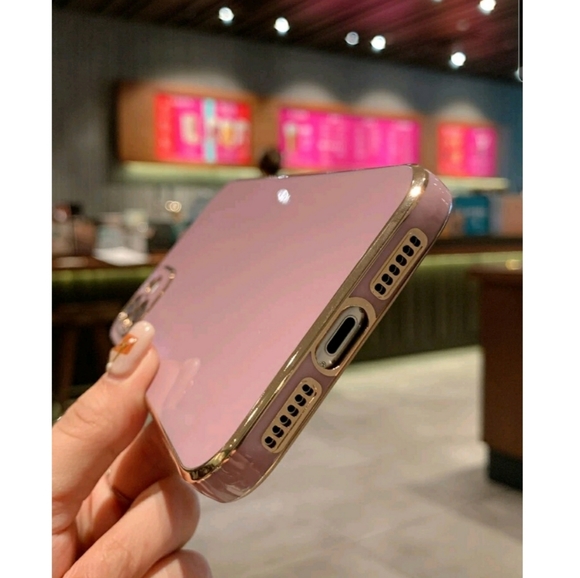 (3/20) Gold Rimmed Pink iPhone 7/8 case - Picture 4 of 5